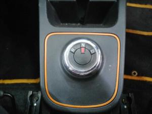 Renault Kwid 1.0 Climber auto - Image 14