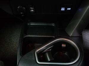 Toyota RAV4 2.0 GX auto - Image 12
