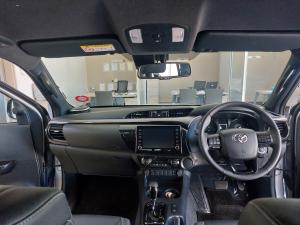 Toyota Hilux 2.8GD-6 double cab Legend auto - Image 6