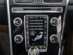 Volvo XC60 D4 Momentum - Image 15