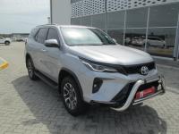 Thumbnail Toyota Fortuner 2.4GD-6 manual