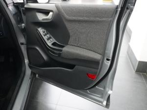Ford Puma 1.0T Ecoboost Titanium automatic - Image 14
