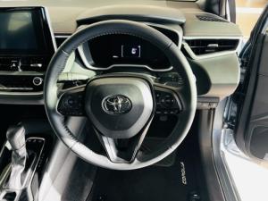 Toyota Corolla 1.8 XS Hybrid CVT - Image 5