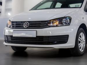 Volkswagen Polo sedan 1.6 Trendline - Image 8
