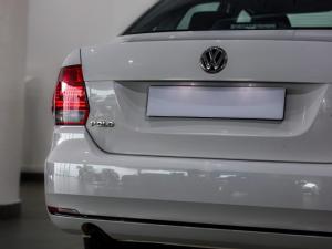 Volkswagen Polo sedan 1.6 Trendline - Image 9