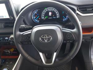 Toyota RAV4 2.5 Hybrid GX-R E-Four - Image 11