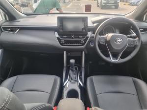 Toyota Corolla Cross 1.8 Hybrid XS - Image 13