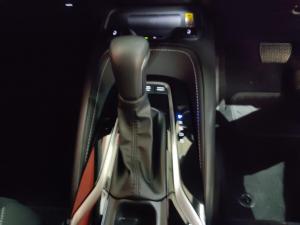 Toyota Corolla hatch 1.8 Hybrid XR - Image 20