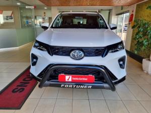 Toyota Fortuner 2.4GD-6 4X4 automatic - Image 8