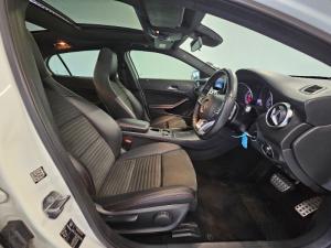 Mercedes-Benz GLA 200 automatic - Image 4
