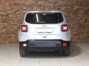 Jeep Renegade 1.4T Sport - Image 4