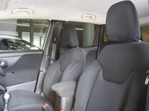 Jeep Renegade 1.4T Sport - Image 6
