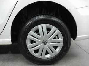Volkswagen Polo sedan 1.6 Trendline - Image 13