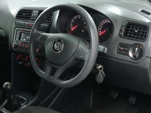 Volkswagen Polo sedan 1.6 Trendline - Image 5