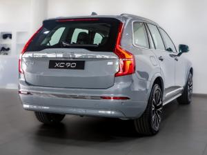 Volvo XC90 T8 Twin Engine AWD Ultimate Bright - Image 4