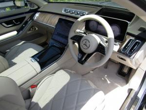 Mercedes-Benz Maybach S680 - Image 6