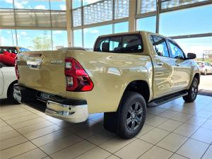 Toyota Hilux 2.8GD-6 double cab 4x4 Raider auto - Image 20