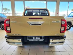 Toyota Hilux 2.8GD-6 double cab 4x4 Raider auto - Image 4