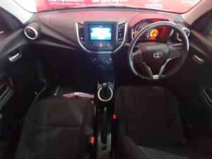 Toyota Vitz 1.0 XR manual - Image 12