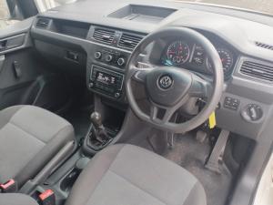 Volkswagen Caddy Maxi 2.0TDI panel van - Image 8