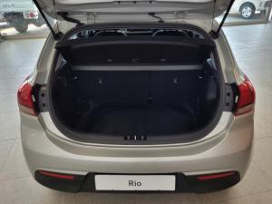 Kia Rio hatch 1.4 LS - Image 19