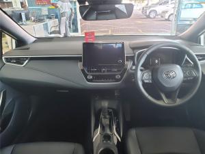 Toyota Corolla 1.8 Hybrid XR - Image 32