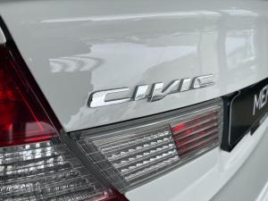 Honda Civic sedan 1.6 Comfort - Image 12