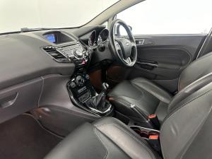 Ford Fiesta 1.0 Ecoboost Titanium 5-Door - Image 12