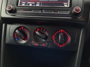 Volkswagen Polo Vivo hatch 1.6 Comfortline auto - Image 13