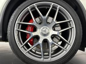 Mercedes-Benz AMG GLC 63S 4MATIC - Image 14