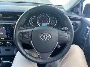 Toyota Corolla Quest 1.8 Prestige - Image 8
