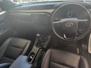 Toyota Hilux 2.8GD-6 double cab 4x4 Legend - Image 11
