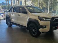 Thumbnail Toyota Hilux 2.8GD-6 double cab 4x4 Legend