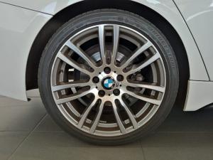 BMW 3 Series 328i auto - Image 4