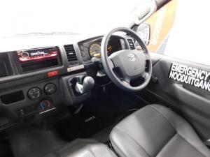 Toyota QUANTUM/HIACE 2.5 D-4D Sesfikile 16s - Image 17
