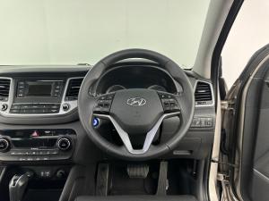 Hyundai Tucson 1.6 Tgdi Elite DCT AWD - Image 9