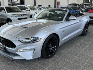 Ford Mustang 5.0 GT convertible - Image 16