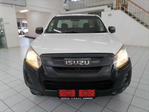 Isuzu D-Max Gen 6 250 single cab Fleetside safety - Image 2