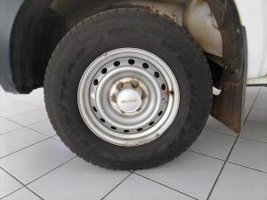 Isuzu D-Max Gen 6 250 single cab Fleetside safety - Image 6