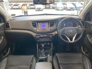 Hyundai Tucson 2.0 Elite auto - Image 8
