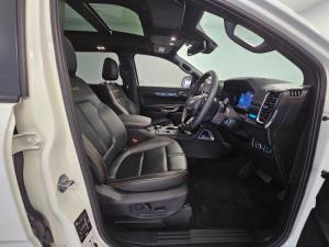 Ford Everest 3.0D V6 Wildtrack AWD automatic - Image 2