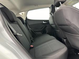 Ford Fiesta 1.0 Ecoboost Trend 5-Door automatic - Image 15