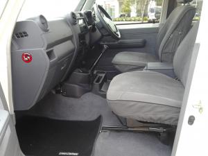 Toyota Land Cruiser 79 4.5D-4D V8 double cab LX - Image 7