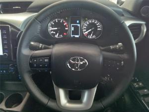Toyota Hilux 2.8GD-6 double cab Raider auto - Image 15