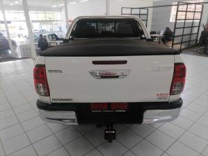 Toyota Hilux 2.8GD-6 double cab 4x4 Raider auto - Image 5
