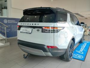 Land Rover Discovery 3.0 TD6 SE - Image 2
