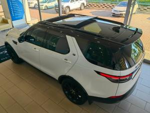 Land Rover Discovery 3.0 TD6 SE - Image 6