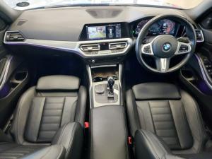 BMW 3 Series 320d - Image 11