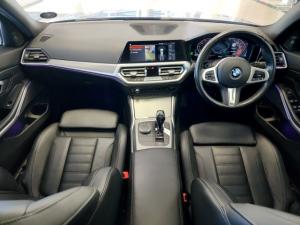 BMW 3 Series 320d - Image 2