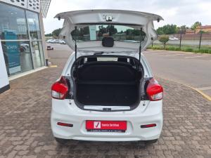 Toyota Vitz 1.0 XR manual - Image 6